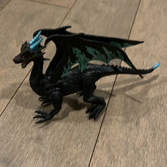 Dragon Action Figure Set - Multicolor - Picture 6 of 8